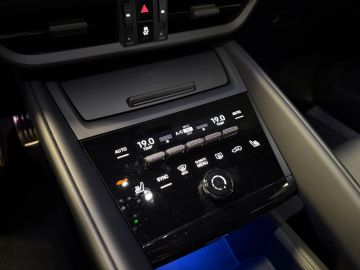 Porsche Macan 4S 100kWh 449PK-LUCHTV.-PANO-HEAD UP-MATRIX-STOELEN 14 VOUDIG-VIE