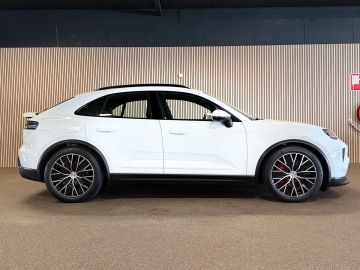 Porsche Macan 4S 100kWh 449PK-LUCHTV.-PANO-HEAD UP-MATRIX-STOELEN 14 VOUDIG-VIE