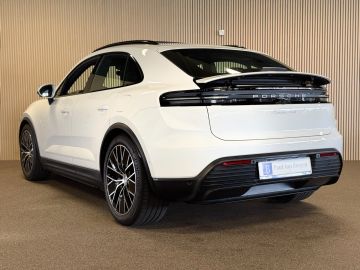 Porsche Macan 4S 100kWh 449PK-LUCHTV.-PANO-HEAD UP-MATRIX-STOELEN 14 VOUDIG-VIE