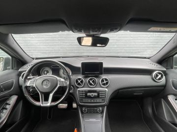 Mercedes-Benz A-Klasse 180 AMG-line - Trekhaak - Automaat - Cruisecontrol