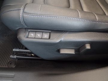 Citroën C4 5drs 1.2 Puretech Shine 130pk!!, Navigatie, Clima controle, Cruis