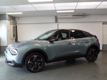 Citroën C4 5drs 1.2 Puretech Shine 130pk!!, Navigatie, Clima controle, Cruis