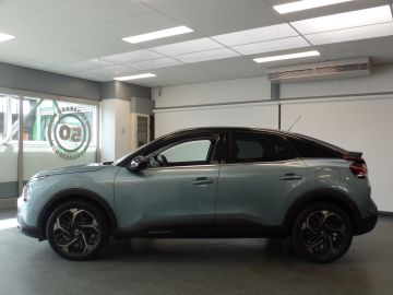 Citroën C4 5drs 1.2 Puretech Shine 130pk!!, Navigatie, Clima controle, Cruis