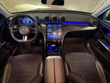 Mercedes-Benz C-Klasse Estate 220D AMG STYLING-PANORAMA-CAMERA-TREKHAAK-DODEHOEK-COMPLEE