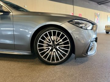 Mercedes-Benz C-Klasse Estate 220D AMG STYLING-PANORAMA-CAMERA-TREKHAAK-DODEHOEK-COMPLEE