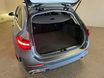 Mercedes-Benz C-Klasse Estate 220D AMG STYLING-PANORAMA-CAMERA-TREKHAAK-DODEHOEK-COMPLEE