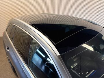 Mercedes-Benz C-Klasse Estate 220D AMG STYLING-PANORAMA-CAMERA-TREKHAAK-DODEHOEK-COMPLEE