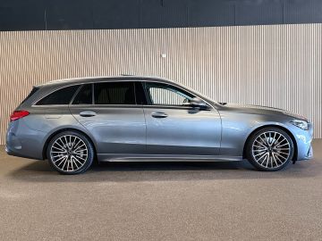 Mercedes-Benz C-Klasse Estate 220D AMG STYLING-PANORAMA-CAMERA-TREKHAAK-DODEHOEK-COMPLEE