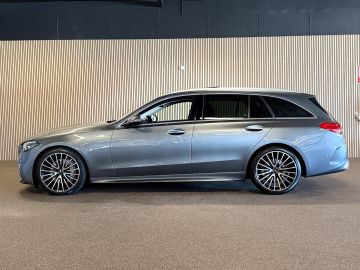 Mercedes-Benz C-Klasse Estate 220D AMG STYLING-PANORAMA-CAMERA-TREKHAAK-DODEHOEK-COMPLEE