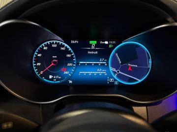 Mercedes-Benz GLC 300e 4 Matic-AMG STYLING-PANORAMA-MEMORY-BURMESTER-DIGI DASH-CAME