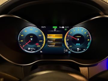 Mercedes-Benz GLC 300e 4 Matic-AMG STYLING-PANORAMA-MEMORY-BURMESTER-DIGI DASH-CAME