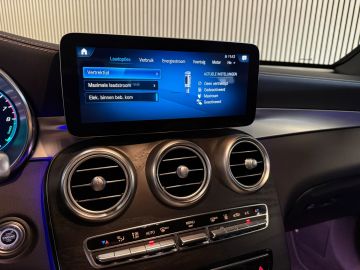 Mercedes-Benz GLC 300e 4 Matic-AMG STYLING-PANORAMA-MEMORY-BURMESTER-DIGI DASH-CAME