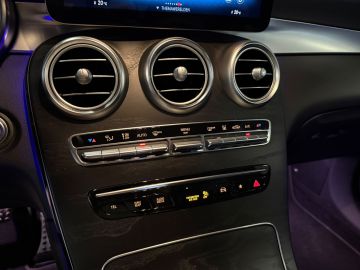 Mercedes-Benz GLC 300e 4 Matic-AMG STYLING-PANORAMA-MEMORY-BURMESTER-DIGI DASH-CAME