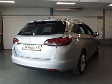 Opel Astra Sports Tourer 1.2 Elegance 130pk!!, Navigatie, Clima controle, Cr