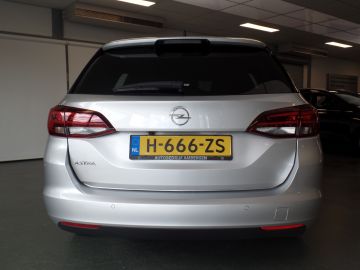 Opel Astra Sports Tourer 1.2 Elegance 130pk!!, Navigatie, Clima controle, Cr