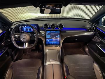 Mercedes-Benz C-Klasse 300 AMG STYLING-BURMESTER-TREKHAAK-NIGHT-SFEERVERLICHTING-MULTISP