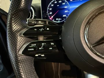 Mercedes-Benz C-Klasse 300 AMG STYLING-BURMESTER-TREKHAAK-NIGHT-SFEERVERLICHTING-MULTISP