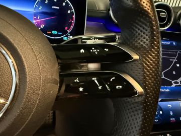 Mercedes-Benz C-Klasse 300 AMG STYLING-BURMESTER-TREKHAAK-NIGHT-SFEERVERLICHTING-MULTISP