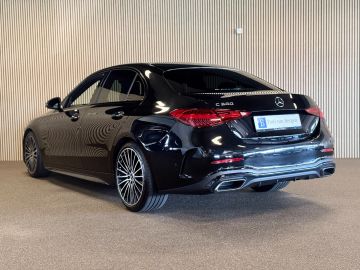Mercedes-Benz C-Klasse 300 AMG STYLING-BURMESTER-TREKHAAK-NIGHT-SFEERVERLICHTING-MULTISP