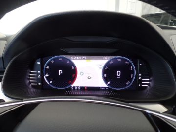Škoda Kamiq 1.0 TSI Ambition Automaat, Wit metallic!! Airco. Navigatie, Apple
