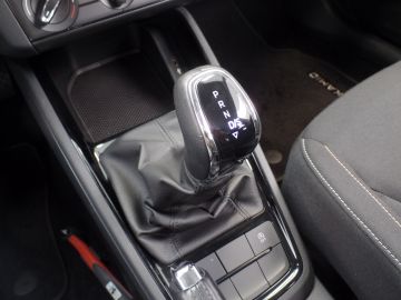 Škoda Kamiq 1.0 TSI Ambition Automaat, Wit metallic!! Airco. Navigatie, Apple