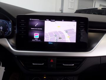 Škoda Kamiq 1.0 TSI Ambition Automaat, Wit metallic!! Airco. Navigatie, Apple