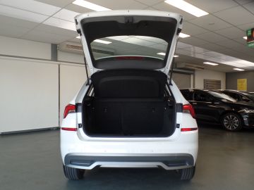 Škoda Kamiq 1.0 TSI Ambition Automaat, Wit metallic!! Airco. Navigatie, Apple