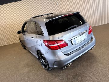 Mercedes-Benz B-Klasse 180 AMG STYLING-PANORAMA-TREKHAAK-NIGHT-ORIG NL-COMPLEET
