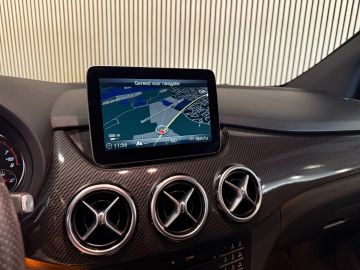 Mercedes-Benz B-Klasse 180 AMG STYLING-PANORAMA-TREKHAAK-NIGHT-ORIG NL-COMPLEET