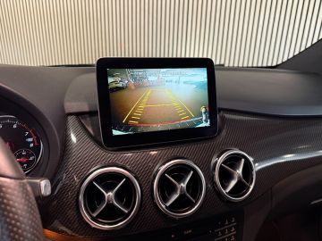 Mercedes-Benz B-Klasse 180 AMG STYLING-PANORAMA-TREKHAAK-NIGHT-ORIG NL-COMPLEET