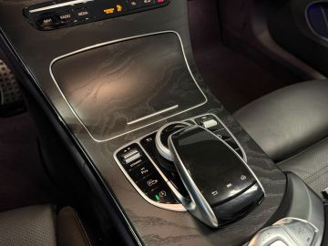 Mercedes-Benz C-Klasse Cabrio 200 AMG STYLING-AIRSCARF-BURMESTER-APPLE-CAMERA-SFEER-COMP