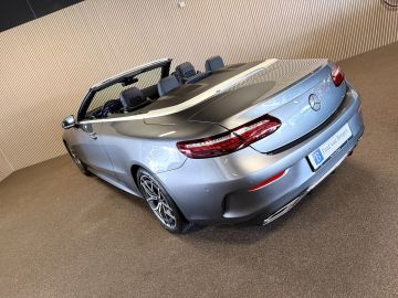Mercedes-Benz E-Klasse Cabrio 300 AMG STYLING-AIRSCARF-HEAD UP-MEMORY-BURMESTER-KEYLESS-