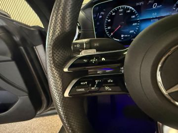 Mercedes-Benz E-Klasse Cabrio 300 AMG STYLING-AIRSCARF-HEAD UP-MEMORY-BURMESTER-KEYLESS-