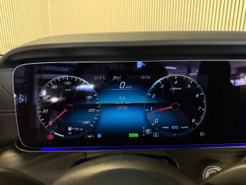 Mercedes-Benz E-Klasse Cabrio 300 AMG STYLING-AIRSCARF-HEAD UP-MEMORY-BURMESTER-KEYLESS-