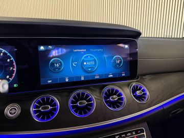 Mercedes-Benz E-Klasse Cabrio 300 AMG STYLING-AIRSCARF-HEAD UP-MEMORY-BURMESTER-KEYLESS-