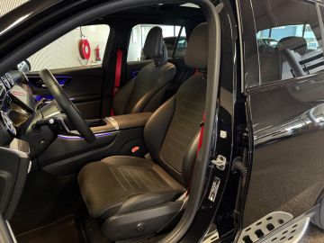 Mercedes-Benz GLC 400e 4 MATIC AMG STYLING-LUCHTVERING-GESTUURDE ACHTERAS-PANORAMA-