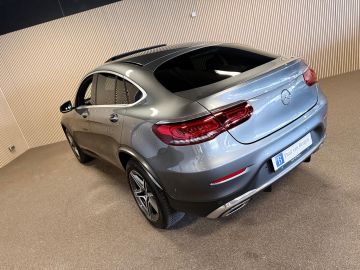 Mercedes-Benz GLC Coupé 300e 4 Matic AMG STYLING-SCHUIFDAK-TREKHAAK-SOUND-360 CAMER