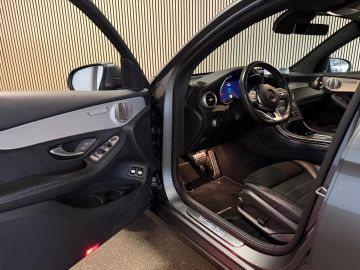 Mercedes-Benz GLC Coupé 300e 4 Matic AMG STYLING-SCHUIFDAK-TREKHAAK-SOUND-360 CAMER