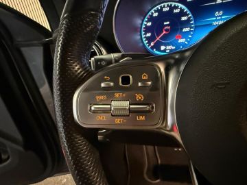Mercedes-Benz GLC Coupé 300e 4 Matic AMG STYLING-SCHUIFDAK-TREKHAAK-SOUND-360 CAMER