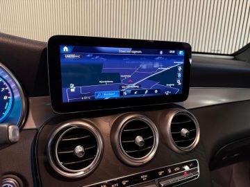 Mercedes-Benz GLC Coupé 300e 4 Matic AMG STYLING-SCHUIFDAK-TREKHAAK-SOUND-360 CAMER