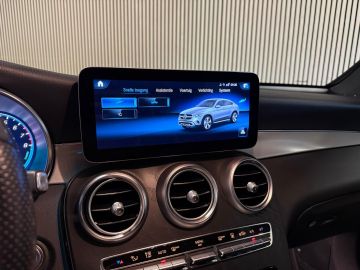 Mercedes-Benz GLC Coupé 300e 4 Matic AMG STYLING-SCHUIFDAK-TREKHAAK-SOUND-360 CAMER