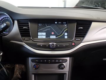 Opel Astra Sports Tourer 1.2 Edition 110pk, Navigatie, Achteruitrijcamera, C