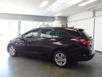 Opel Astra Sports Tourer 1.2 Edition 110pk, Navigatie, Achteruitrijcamera, C