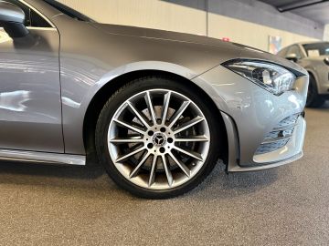 Mercedes-Benz CLA 220 AMG STYLING-CAMERA-TREKHAAK-SFEERVERLICHTING-MULTISPAAKS-BTW