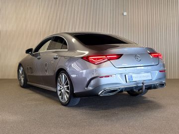 Mercedes-Benz CLA 220 AMG STYLING-CAMERA-TREKHAAK-SFEERVERLICHTING-MULTISPAAKS-BTW