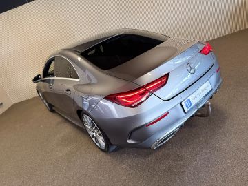 Mercedes-Benz CLA 220 AMG STYLING-CAMERA-TREKHAAK-SFEERVERLICHTING-MULTISPAAKS-BTW