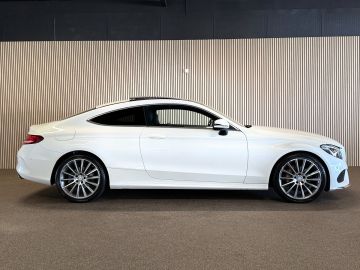Mercedes-Benz C-Klasse Coupé 180 AMG STYLING-PANORAMA-BURMESTER-TREKHAAK-19 INCH MULTISP
