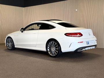 Mercedes-Benz C-Klasse Coupé 180 AMG STYLING-PANORAMA-BURMESTER-TREKHAAK-19 INCH MULTISP