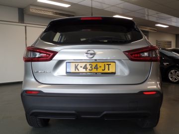 Nissan QASHQAI 1.3 DIG-T Acces Edition Apple Carplay, Clima controle, Cruise con