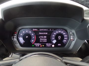 Audi A3 Sportback 30 TFSI Advanced edition Navigatie, Clima controle, Cru